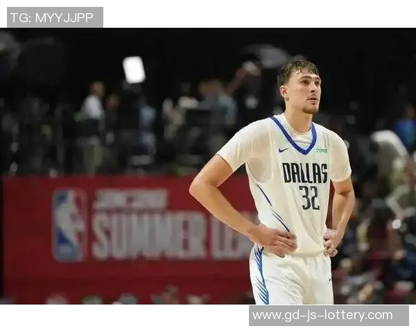 【状元首秀超预期新秀赛季他靠防守打天下】 【状元首秀超预期新秀赛季他靠防守打天下】