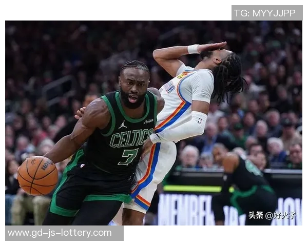 布朗爆发领衔凯尔特人轻取篮网,三连胜势不可挡 布朗爆发领衔凯尔特人轻取篮网,三连胜势不可挡