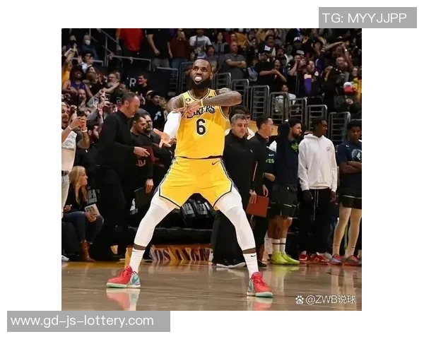 本世纪单赛季拿下50次30+有多难?仅5人做到,詹杜库均未上榜 本世纪单赛季拿下50次30+有多难?仅5人做到,詹杜库均未上榜