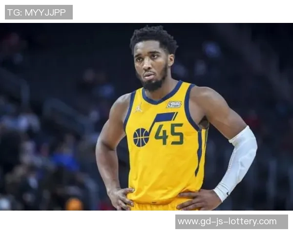 米切尔高光表现37分,骑士力挫雄鹿彰显冠军志 米切尔高光表现37分,骑士力挫雄鹿彰显冠军志