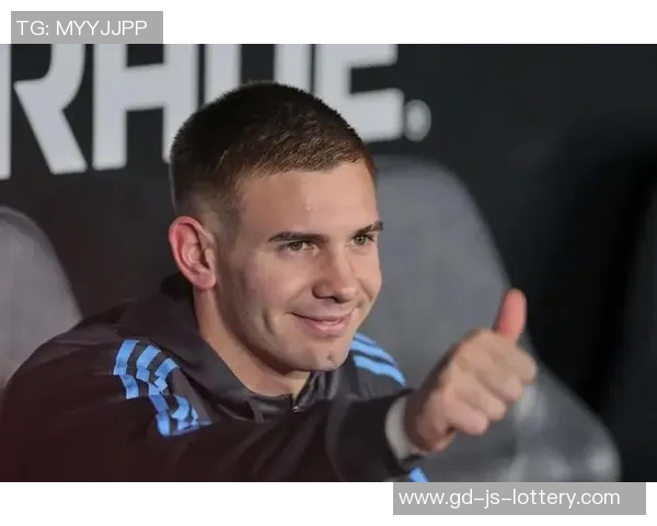 亚马尔?马斯坦托诺:他非常出色,但我尽量不与任何人比较 亚马尔?马斯坦托诺:他非常出色,但我尽量不与任何人比较