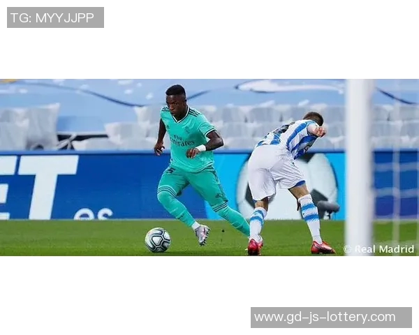 六台:阿隆索赛前告知维尼修斯,他是重要球员并将打满90分钟 六台:阿隆索赛前告知维尼修斯,他是重要球员并将打满90分钟